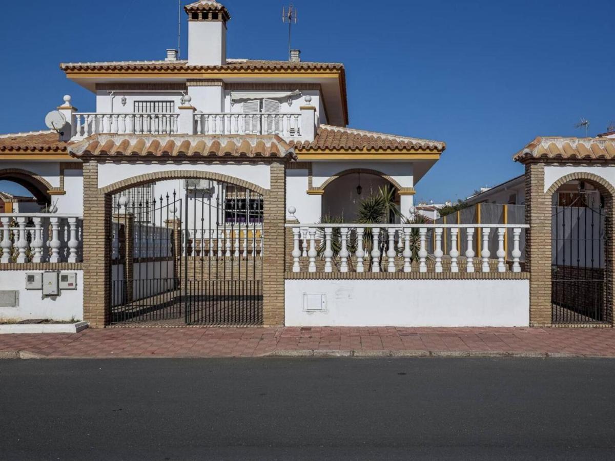 マタラスカニャス La Fonda De Julia Magnifica Casa Muy Luminosa Y Amplia Con Chimenea Y Barbacoaヴィラ エクステリア 写真