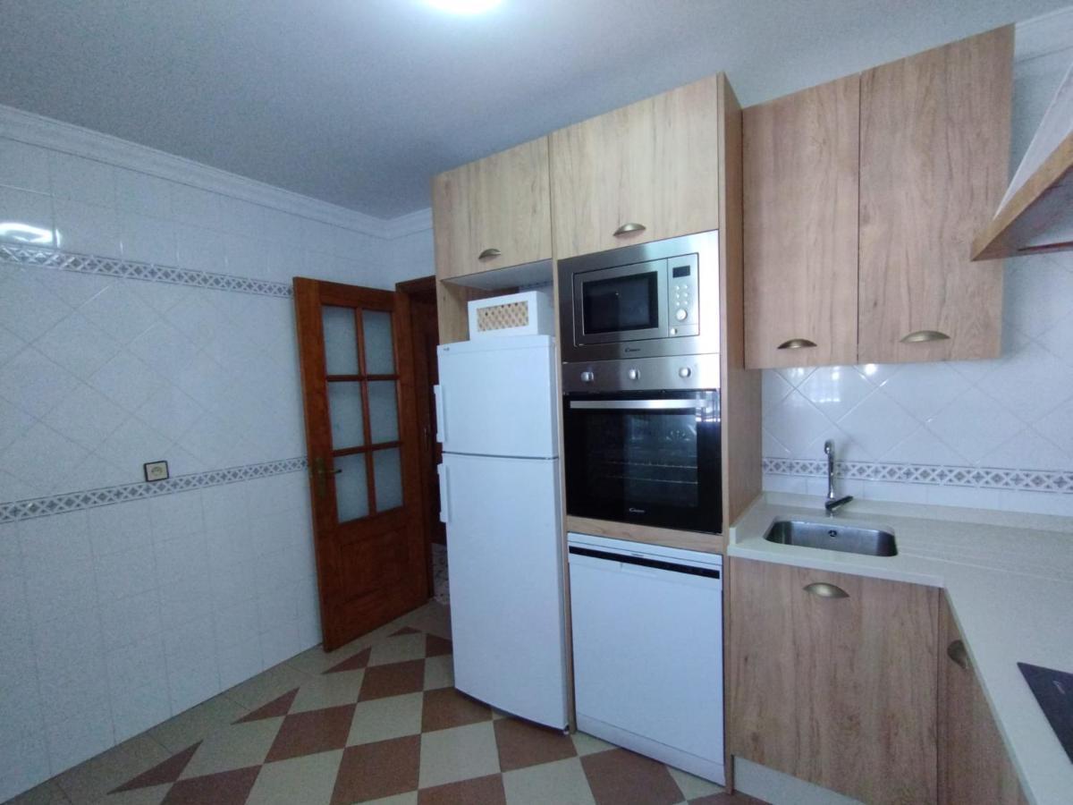 マタラスカニャス La Fonda De Julia Magnifica Casa Muy Luminosa Y Amplia Con Chimenea Y Barbacoaヴィラ エクステリア 写真